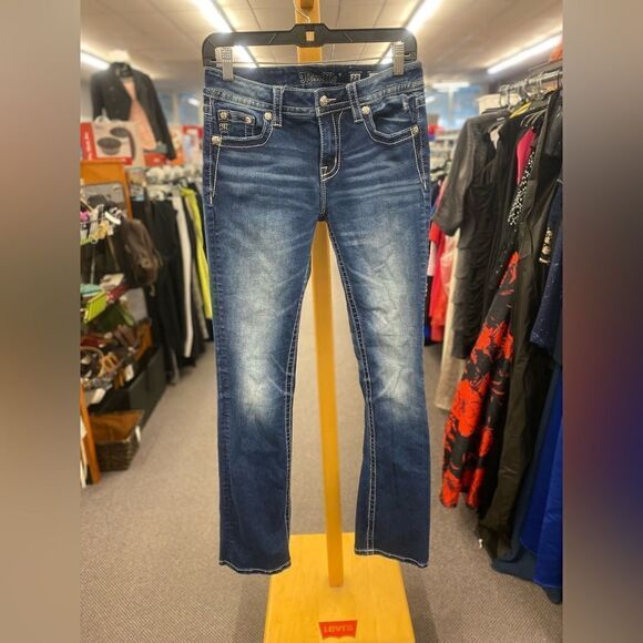 Denim - 28 Miss Me jeans